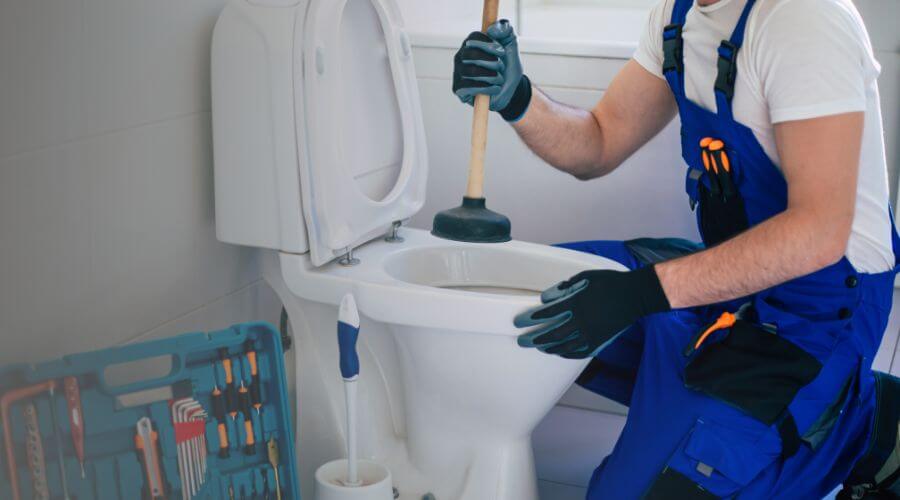 Professional bathroom faucet installation in Cromwell, IA